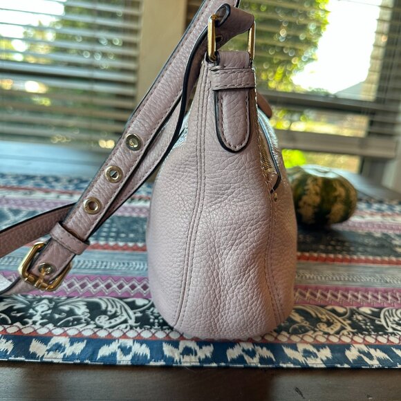 Michael Kors Pebbled Pink Leather Lea Crossbody, Asymmetrical, Criss Cross, EUC - Picture 5 of 12